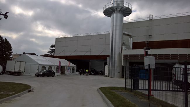 Location de tente avec lestage pour inauguration a Mont Saint Aignan